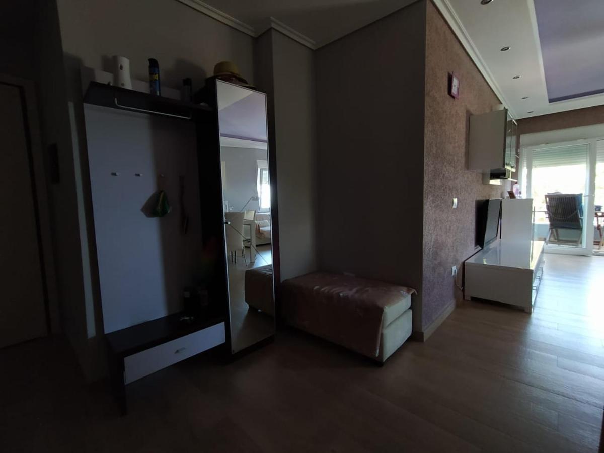 Mia'S Sea View Apartment Golem  Eksteriør billede